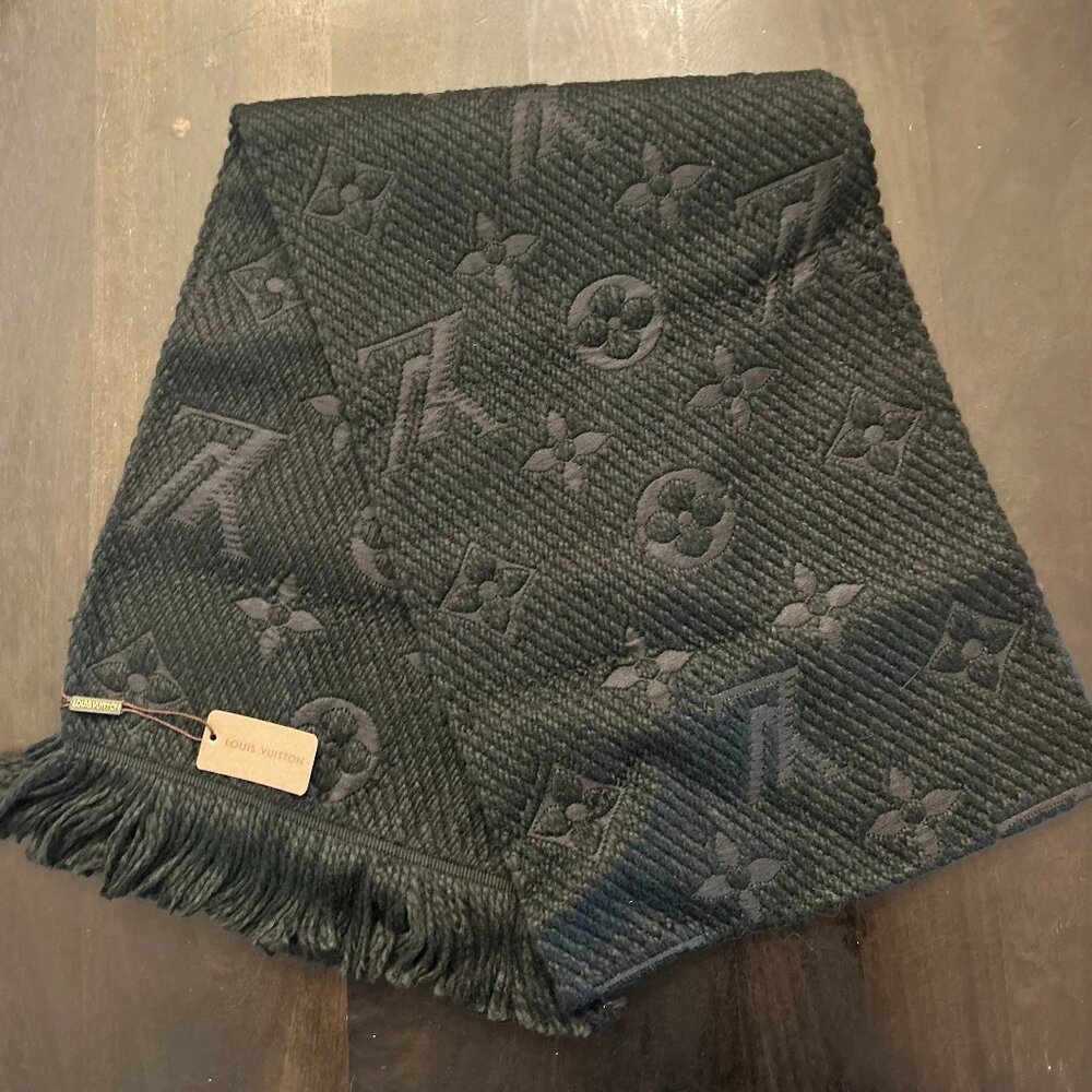 Louis Vuitton Black Monogram Scarf NWT
